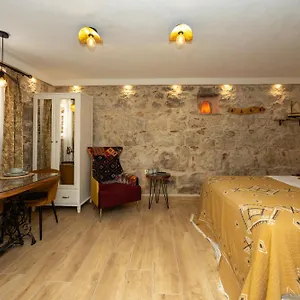 https://kruna-apartments-est-2024.splithotels.org